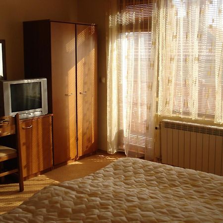 Guesthouse Kiritsovi Bansko Ngoại thất bức ảnh